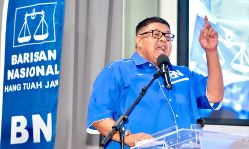 SORAKAN TAK RUNTUHKAN BUKIT, JENTERA BN JANGAN LEKA