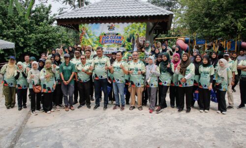 729 PESERTA, SATU MISI HIJAUKAN ZOO MELAKA