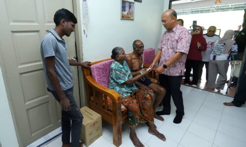 DEEPAVALI LEBIH BERMAKNA, 300 MASYARAKAT INDIA ASAHAN DISANTUNI