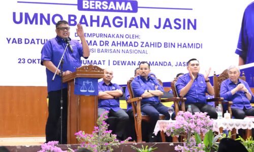 LIMA DUN PARLIMEN JASIN MESTI KEMBALI KE PANGKUAN BN – TOK RAUF
