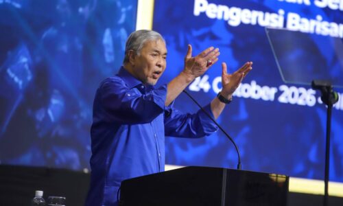 PRN MELAKA: ZAHID INGATKAN CALON BN JANGAN BERMEGAH, ELAK PERPECAHAN JENTERA PARTI