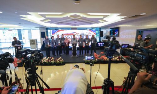 PRN MELAKA: PERTEMBUNGAN EMPAT PENJURU DI ENAM DUN