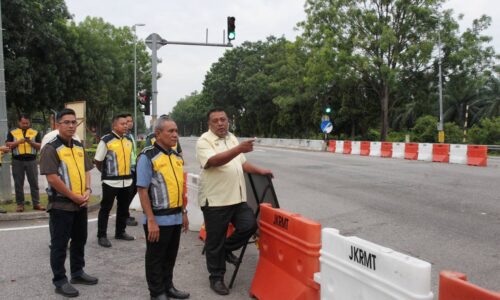 INISIATIF NO RIGHT TURN, GO STRAIGHT TINGKAT KECEKAPAN PENGURUSAN TRAFIK MELAKA