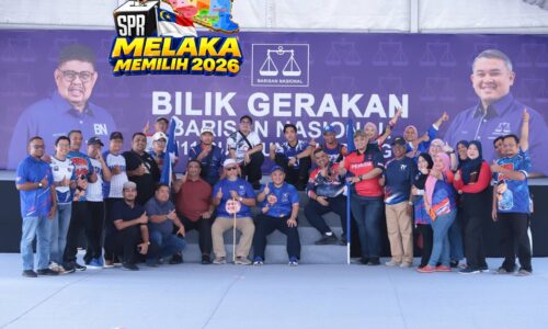 SUNGAI UDANG: RAIS BERI BAYANGAN ‘SUDAH TERANG LAGI BERSULUH’