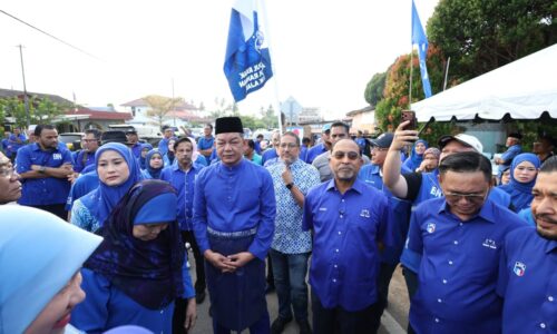 ‘GELOMBANG BIRU’ IRINGI TOK AJAK