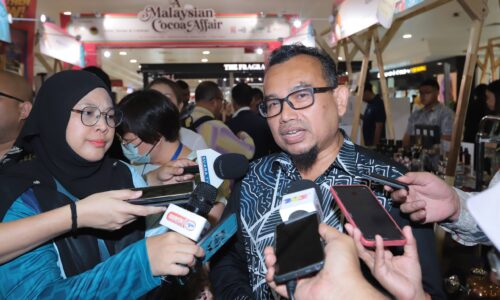 280 USAHAWAN COKLAT NEGARA RAIH JUALAN RM18.2 JUTA