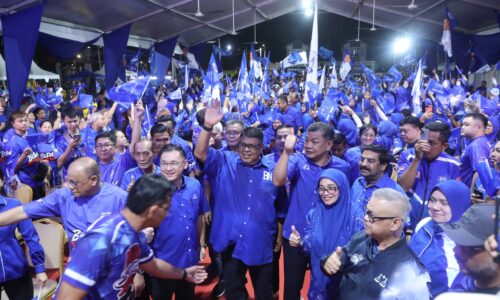 PRN MELAKA: BN DIINGATKAN JANGAN PANDANG RINGAN PIHAK LAWAN – AB RAUF