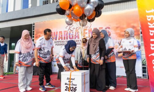 MELAKA HARGAI GOLONGAN BERUSIA, 2,000 WARGA EMAS NIKMATI KEMASUKAN KE LOKASI PELANCONGAN TERPILIH