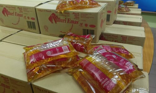 KPDN MELAKA TUMPAS 12 KES SELEWENG MINYAK MASAK SUBSIDI
