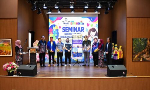 MELAKA PERKUKUH SOKONGAN KEPADA KELUARGA ANAK AUTISME
