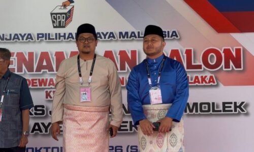 PRN MELAKA: PERTEMBUNGAN SATU LAWAN SATU DI DUN AYER MOLEK
